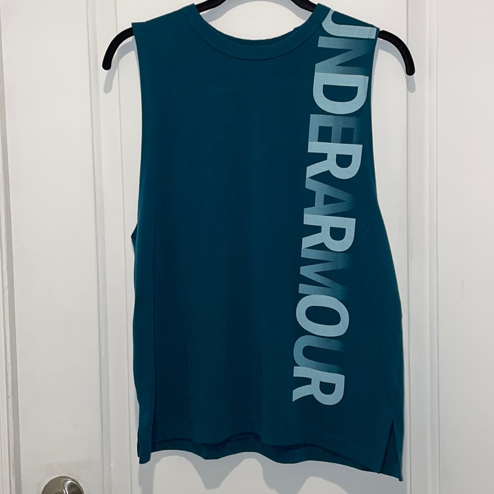 🔥 3 for $15 🔥
Under Armour loose fit muscle tank teal size small